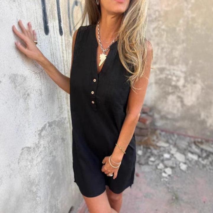 ILYANA | CLASSIC SLEEVELESS DRESS