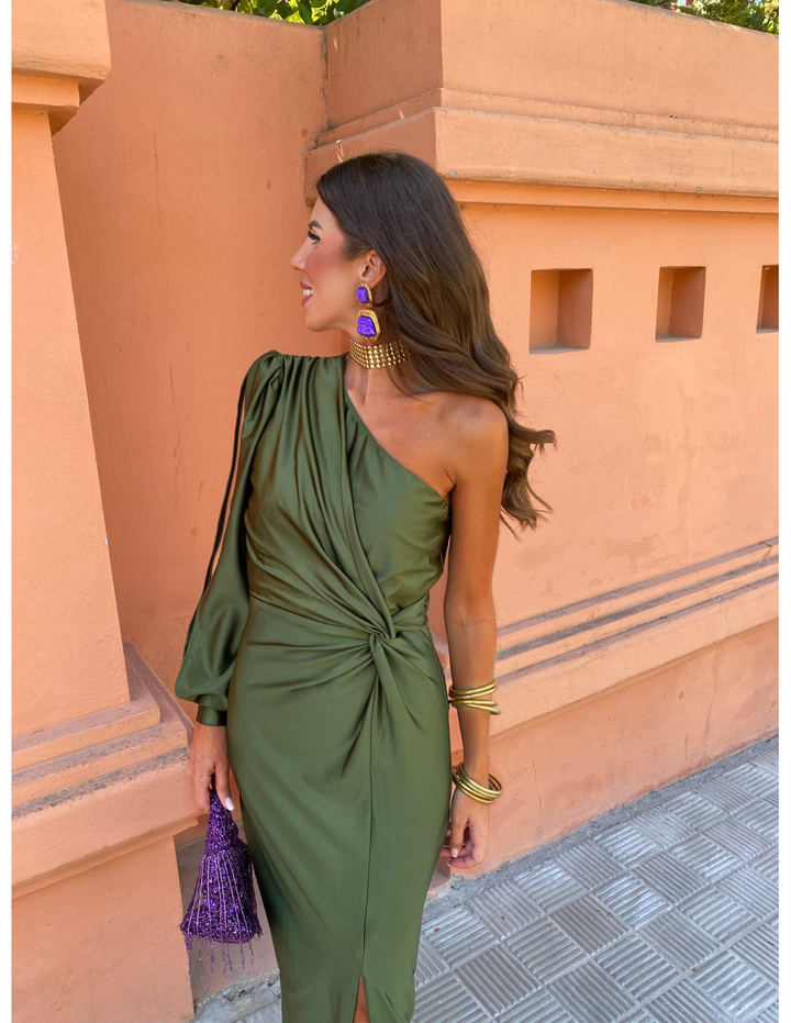 ALAYSIA | ELEGANT OFF-SHOULDER DRESS