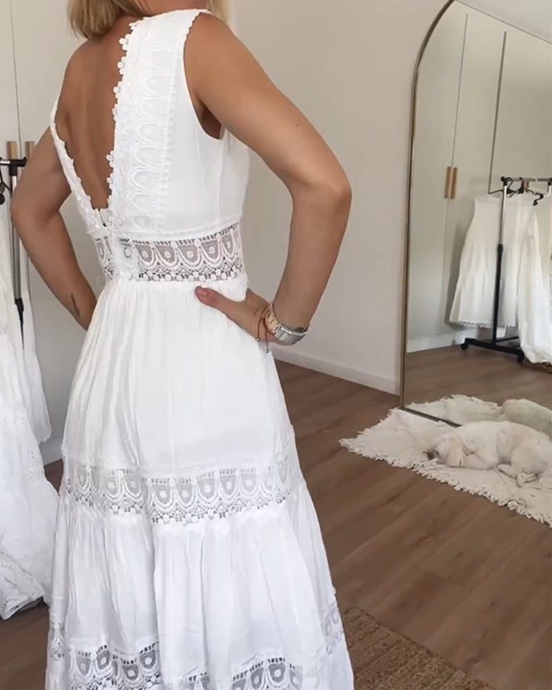 STEPHANY | ELEGANT V-NECK DRESS